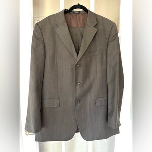 Jones New York Men’s Suit 44L